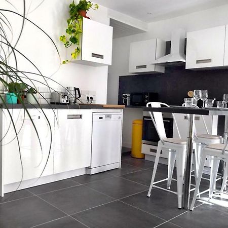 Beautifully Bright Apartment In Old Town Σαιν-Τροπέ Εξωτερικό φωτογραφία