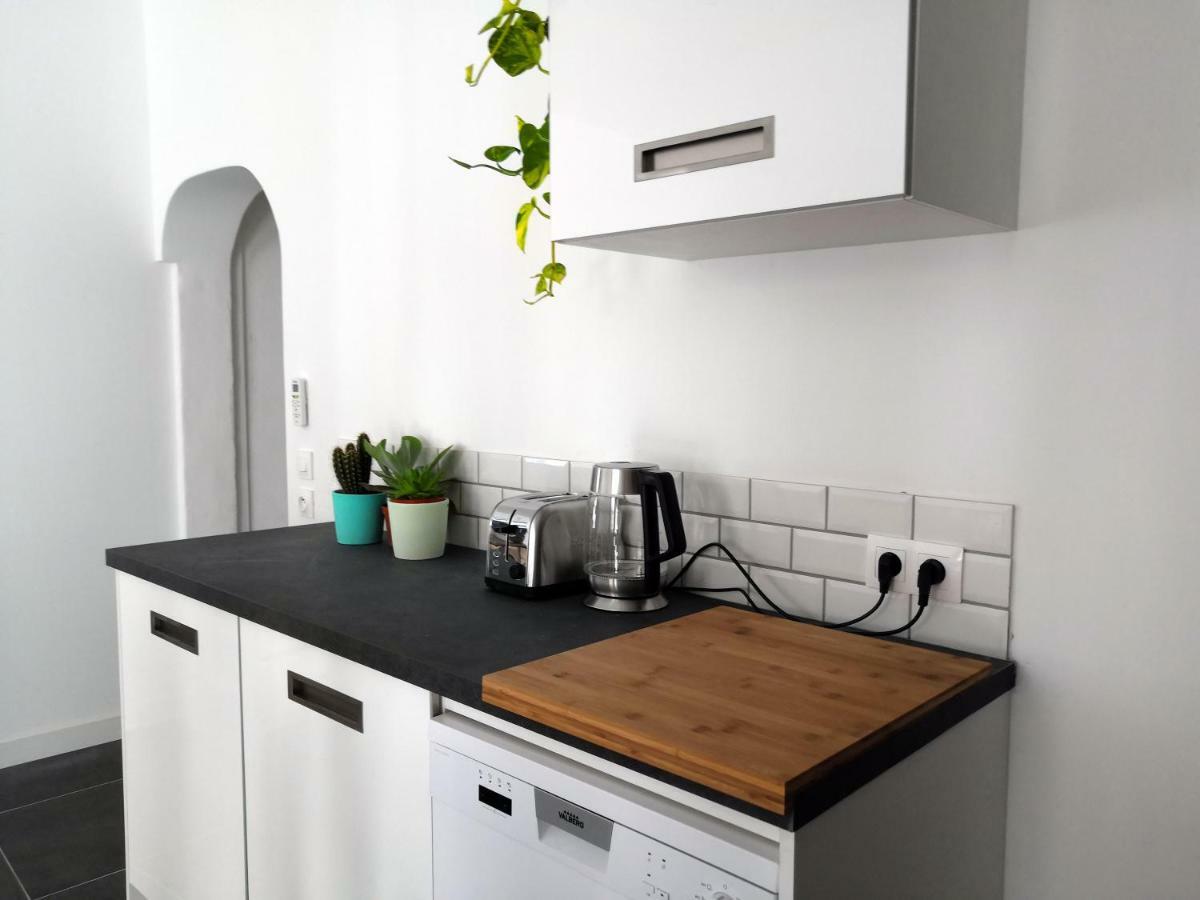 Beautifully Bright Apartment In Old Town Σαιν-Τροπέ Εξωτερικό φωτογραφία
